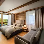 Oasis - Kvacianska Dolina Lodge