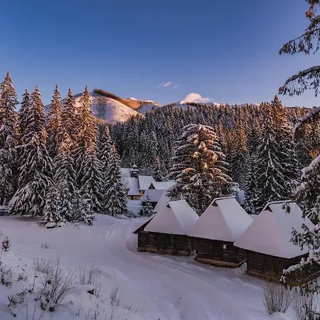 Lodge Oasis At Kvacianska Dolina - Luxury 5-bedroom