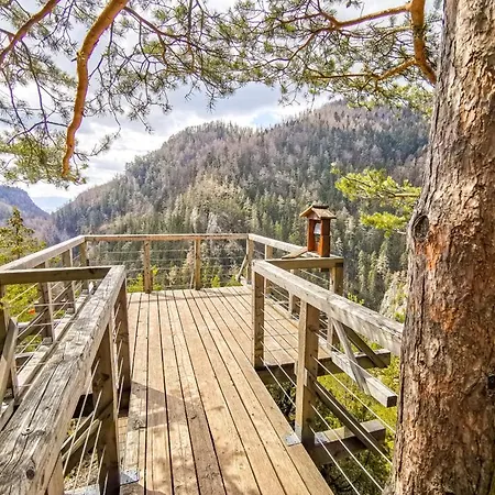 Oasis At Kvacianska Dolina - Luxury 5-bedroom Lodge Zuberec