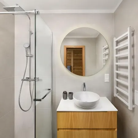 Oasis At Kvacianska Dolina - Luxury 5-bedroom Lodge