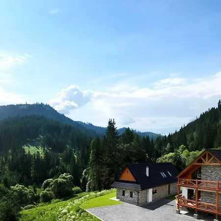 Chalet Oasis - Luxusna Chata S Vyhladom, Pri Zuberci A Kvacianskej Doline Gerendaház *