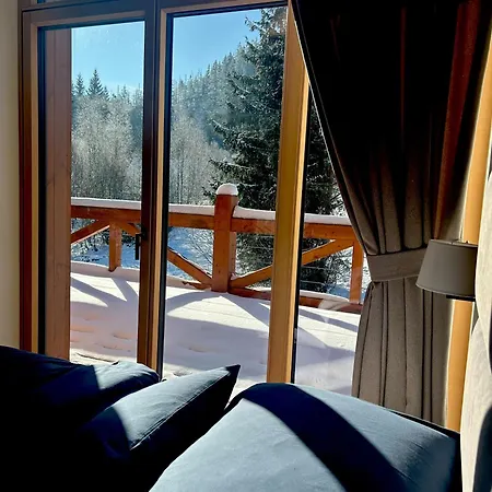 Oasis At Kvacianska Dolina - Luxury 5-bedroom Lodge