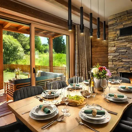 Oasis At Kvacianska Dolina - Luxury 5-bedroom * Zuberec