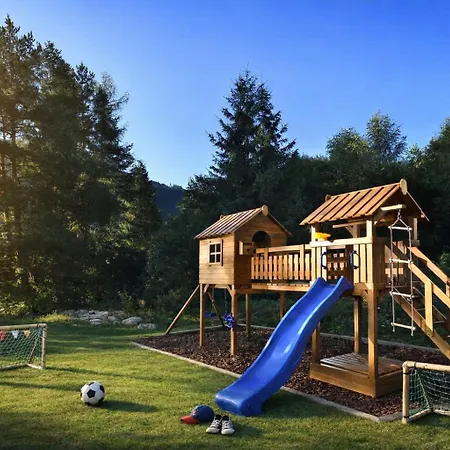 Oasis At Kvacianska Dolina - Luxury 5-bedroom Lodge Zuberec